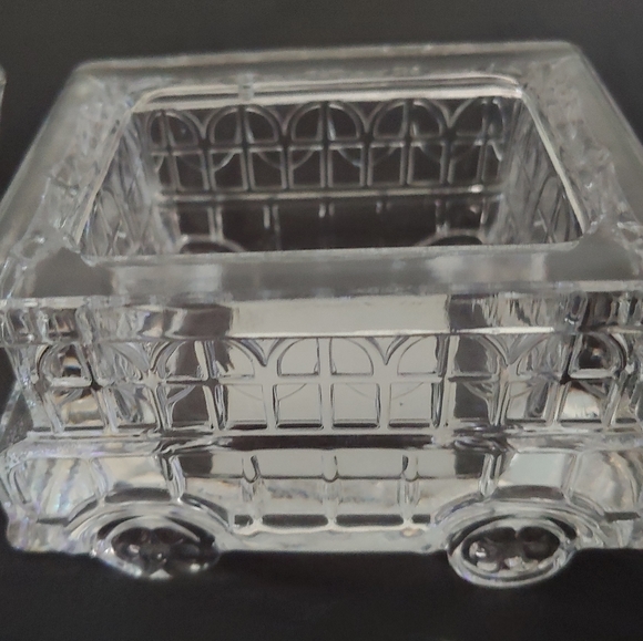 Fifth Avenue Crystal Ltd. 3 Piece Train Candle Holder - Picture 4 of 6